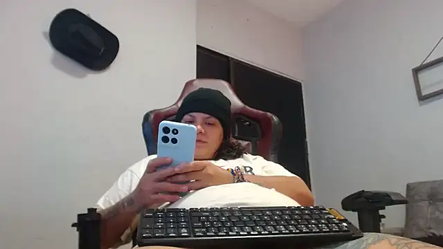 Snapshot of snowflake_xxx chatting on October 28, 2025, 2:09 pm snowflake xxx online show from October 28, 2025, 2:09 pm