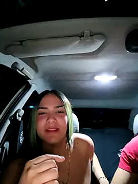 camiysebas21 online show from December 31, 2024, 10:04 am