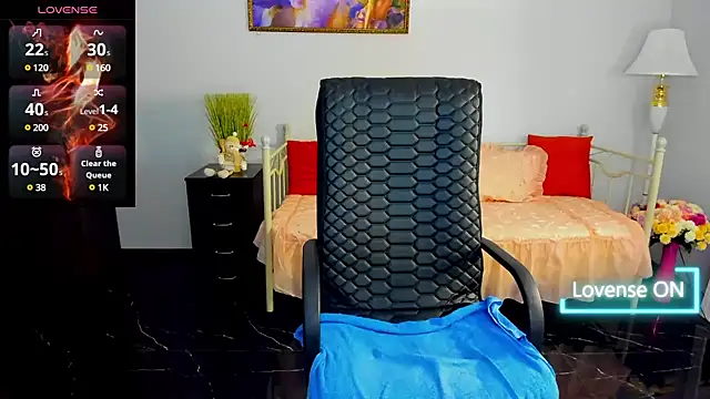 Julia Dean online show from January 29, 2025, 12:56 pm