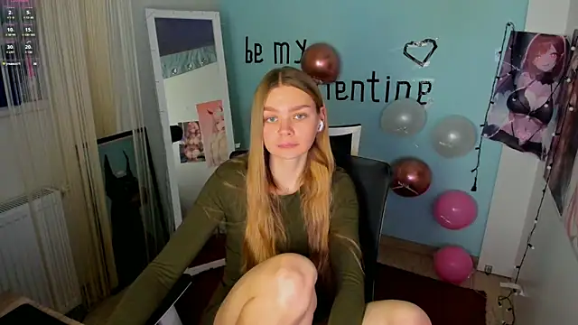 Molly sweetie online show from February 18, 2025, 10:05 am