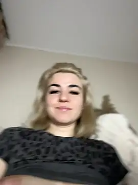 Snapshot of VivatKari chatting on January 26, 2025, 7:09 pm VivatKari online show from January 26, 2025, 7:09 pm