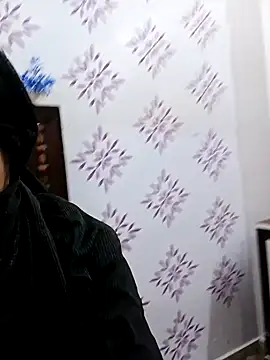 Snapshot of Yours-Bebo chatting on January 8, 2025, 9:10 am Yours-Bebo online show from January 8, 2025, 9:10 am