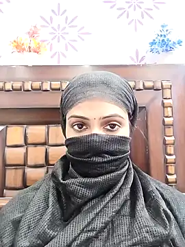 Snapshot of Yours-Bebo chatting on January 9, 2025, 5:55 am Yours-Bebo online show from January 9, 2025, 5:55 am