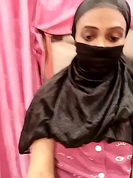 Snapshot of Yours-Bebo chatting on January 24, 2025, 8:44 am Yours-Bebo online show from January 24, 2025, 8:44 am