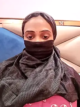 Snapshot of Yours-Bebo chatting on January 24, 2025, 1:47 pm Yours-Bebo online show from January 24, 2025, 1:47 pm