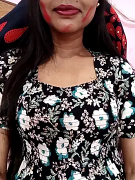 Snapshot of Yours-Bebo chatting on March 14, 2025, 5:16 am Yours-Bebo online show from March 14, 2025, 5:16 am