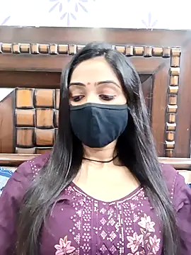 Snapshot of Yours-Bebo chatting on September 28, 2025, 6:41 am Yours-Bebo online show from September 28, 2025, 6:41 am