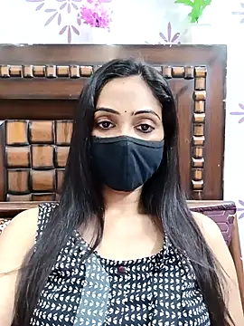 Snapshot of Yours-Bebo chatting on October 28, 2025, 5:59 pm Yours-Bebo online show from October 28, 2025, 5:59 pm