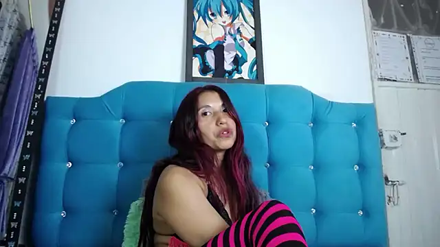 Snapshot of sweet_skylove_ chatting on February 7, 2025, 11:45 pm sweet skylove online show from February 7, 2025, 11:45 pm