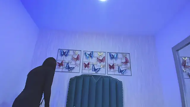 Jasmine55   online show from February 27, 2025, 3:47 am