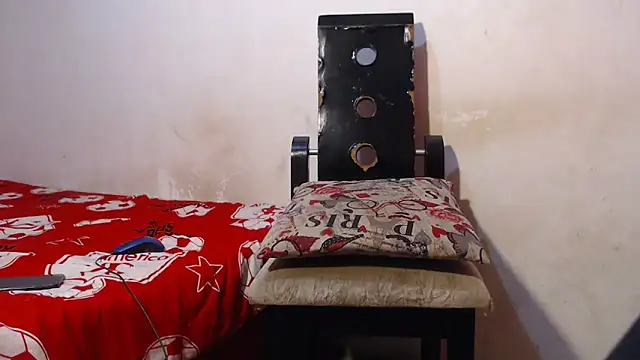 Snapshot of Amazing12inch chatting on February 28, 2025, 1:47 pm Amazing12inch online show from February 28, 2025, 1:47 pm