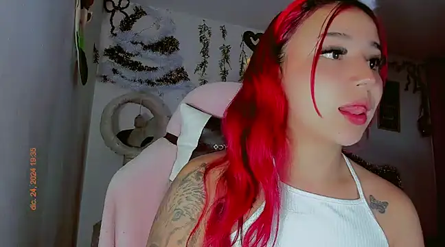 madisonx17 online show from December 25, 2024, 12:37 am