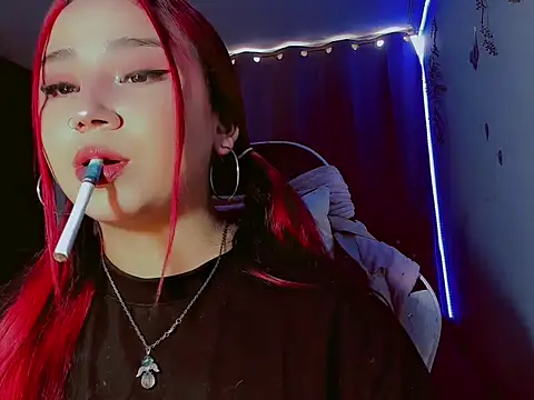 madisonx17 online show from November 9, 2025, 7:56 pm