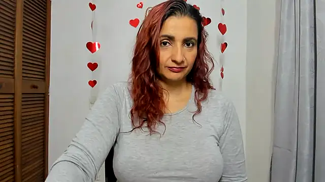 Snapshot of xulay11 chatting on December 17, 2024, 6:35 am xulay11 online show from December 17, 2024, 6:35 am