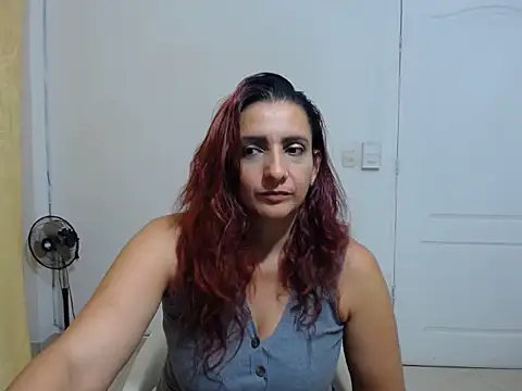 Snapshot of xulay11 chatting on December 29, 2024, 6:14 am xulay11 online show from December 29, 2024, 6:14 am