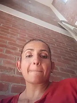 Snapshot of xulay11 chatting on February 12, 2025, 7:24 pm xulay11 online show from February 12, 2025, 7:24 pm