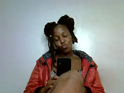 Snapshot of sexxy_kay chatting on January 10, 2025, 1:10 am sexxy kay online show from January 10, 2025, 1:10 am