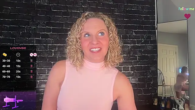 AmberJade AmJ online show from October 15, 2025, 12:11 am