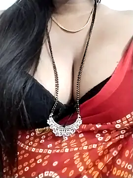 Snapshot of Karin-007 chatting on November 27, 2025, 7:05 pm Karin-007 online show from November 27, 2025, 7:05 pm