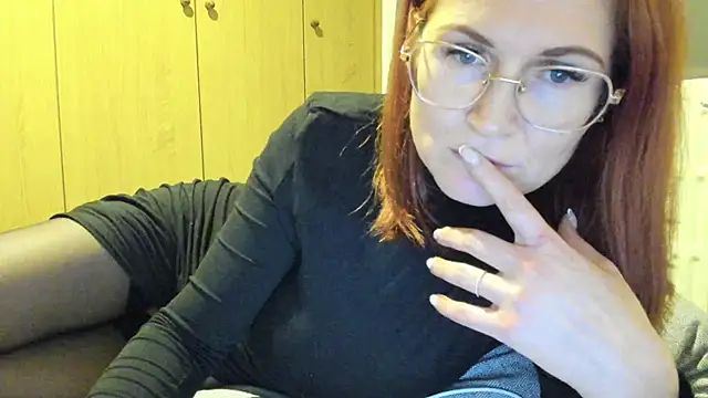 Sheandhim23 online show from January 5, 2025, 4:16 pm