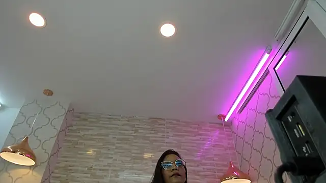 Snapshot of ZoeSmitth chatting on October 29, 2025, 11:34 am ZoeSmitth online show from October 29, 2025, 11:34 am