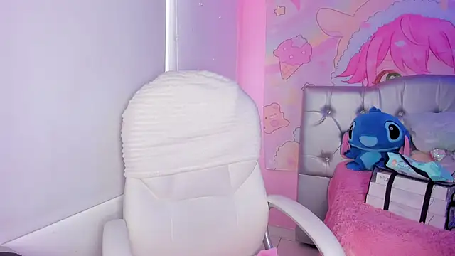 ary cooper  online show from February 19, 2025, 1:06 pm