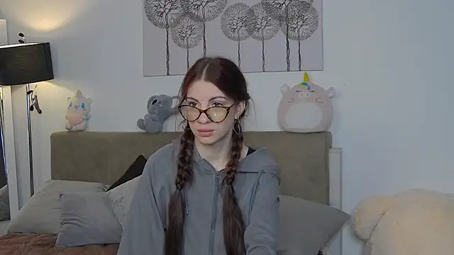 Snapshot of CassKiera chatting on October 17, 2025, 4:48 am CassKiera online show from October 17, 2025, 4:48 am