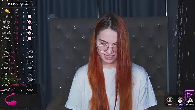 Snapshot of EmilyKents chatting on February 4, 2025, 1:34 am EmilyKents online show from February 4, 2025, 1:34 am