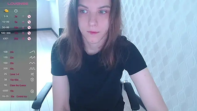 LisaHeart online show from September 26, 2025, 1:48 pm