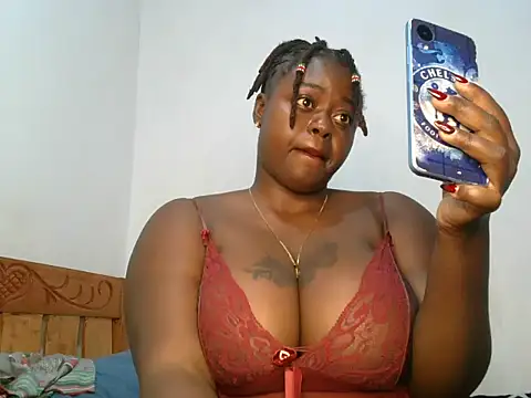 Snapshot of t-QueenSlyy chatting on November 1, 2025, 8:49 am t-QueenSlyy online show from November 1, 2025, 8:49 am