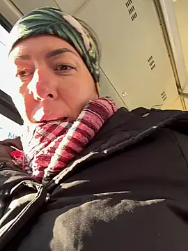 eveangelll online show from January 7, 2025, 8:24 am