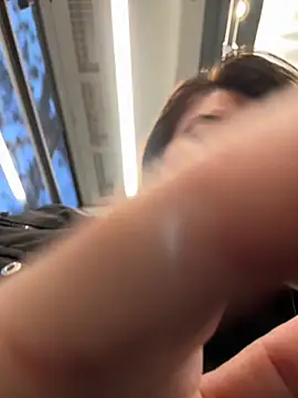 eveangelll online show from November 20, 2025, 5:18 am