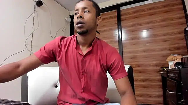 Snapshot of AlejoKhalifa_ chatting on February 3, 2025, 1:52 am AlejoKhalifa online show from February 3, 2025, 1:52 am