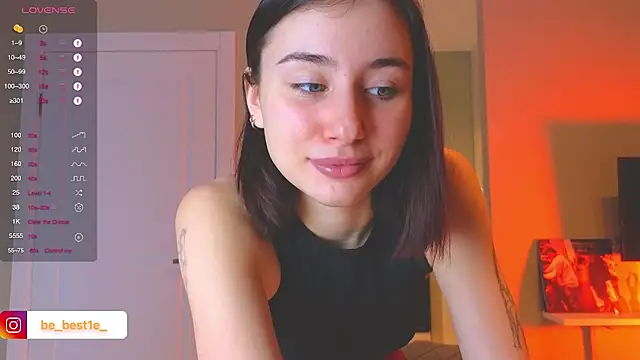 Snapshot of Vostok-6 chatting on December 10, 2024, 12:05 pm Vostok-6 online show from December 10, 2024, 12:05 pm