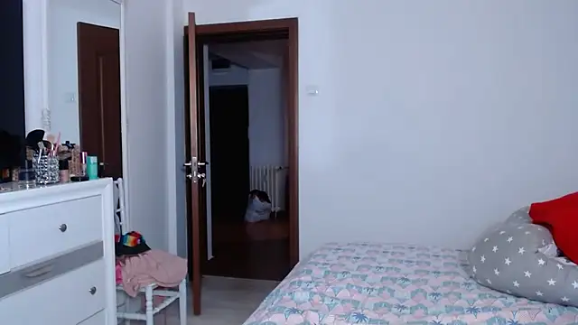 Snapshot of LadyyEvolet chatting on November 17, 2025, 5:46 am LadyyEvolet online show from November 17, 2025, 5:46 am