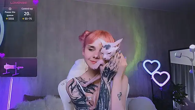 Britney Lynch online show from March 23, 2025, 1:09 am