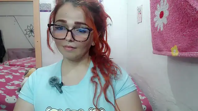 Snapshot of Alexatexa2929 chatting on December 6, 2024, 12:34 am Alexatexa2929 online show from December 6, 2024, 12:34 am