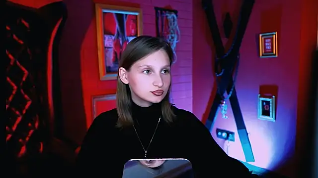 Snapshot of EllaHorton chatting on September 30, 2025, 4:34 pm EllaHorton online show from September 30, 2025, 4:34 pm