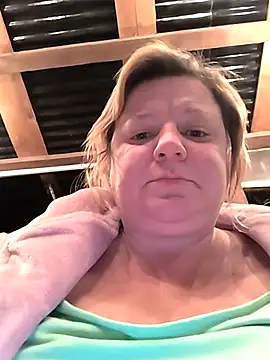 jusichka online show from September 28, 2025, 5:40 pm