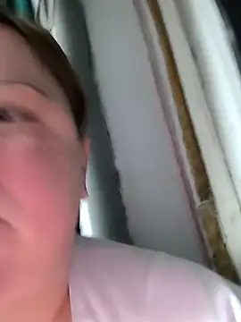 jusichka online show from November 22, 2025, 7:57 pm