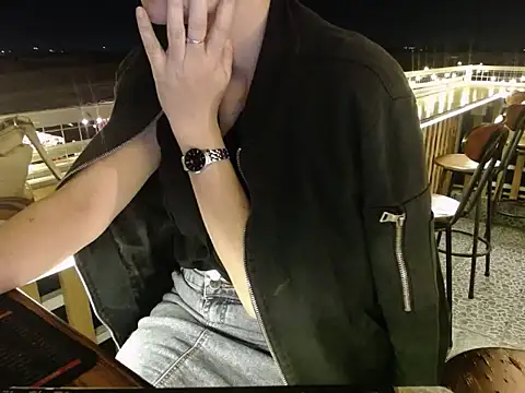 Fiola-Ly online show from January 24, 2025, 5:32 pm