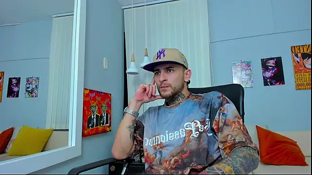 Snapshot of Drako_Lamar chatting on January 10, 2025, 4:09 pm Drako Lamar online show from January 10, 2025, 4:09 pm