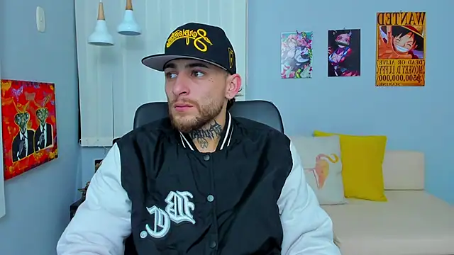 Snapshot of Drako_Lamar chatting on January 23, 2025, 12:41 pm Drako Lamar online show from January 23, 2025, 12:41 pm