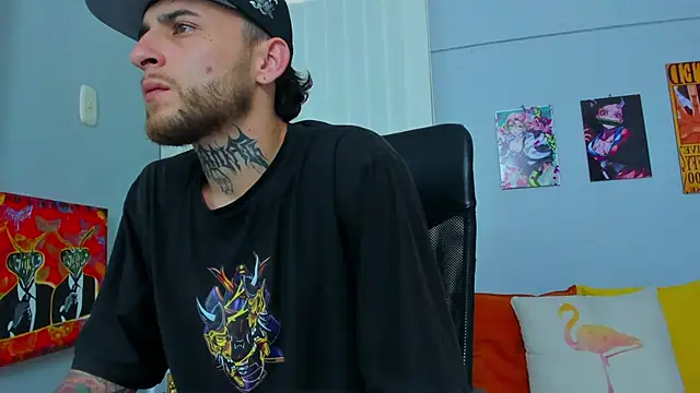 Snapshot of Drako_Lamar chatting on February 6, 2025, 3:41 pm Drako Lamar online show from February 6, 2025, 3:41 pm