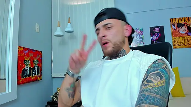 Snapshot of Drako_Lamar chatting on February 12, 2025, 6:40 pm Drako Lamar online show from February 12, 2025, 6:40 pm