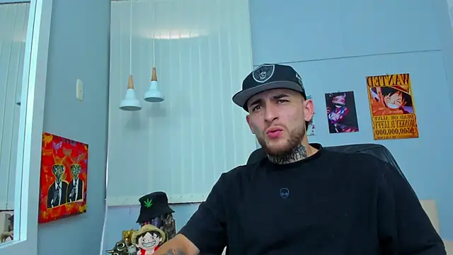 Snapshot of Drako_Lamar chatting on February 13, 2025, 3:46 pm Drako Lamar online show from February 13, 2025, 3:46 pm