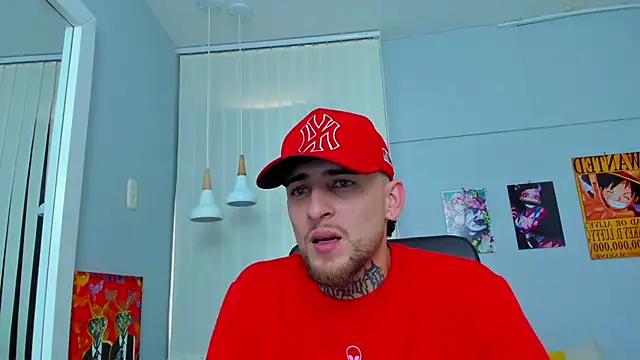 Snapshot of Drako_Lamar chatting on February 22, 2025, 3:47 pm Drako Lamar online show from February 22, 2025, 3:47 pm