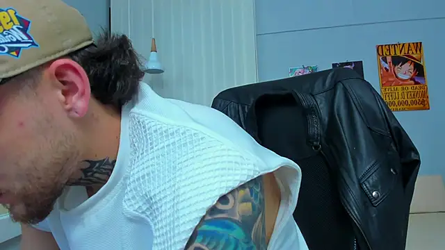 Snapshot of Drako_Lamar chatting on March 1, 2025, 5:31 am Drako Lamar online show from March 1, 2025, 5:31 am