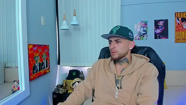 Snapshot of Drako_Lamar chatting on March 10, 2025, 3:52 pm Drako Lamar online show from March 10, 2025, 3:52 pm