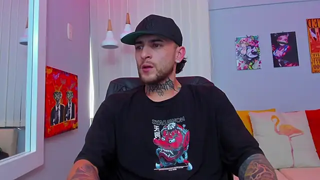 Snapshot of Drako_Lamar chatting on March 22, 2025, 3:31 pm Drako Lamar online show from March 22, 2025, 3:31 pm